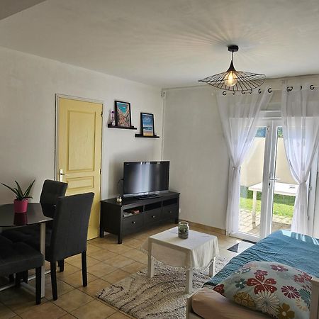 Apartament Dependance 4 Personnes Saint-Loubès Zewnętrze zdjęcie